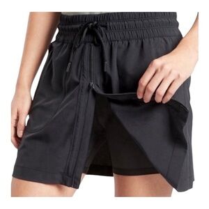 Athleta Black Expedition Skort